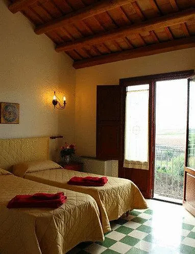 Agriturismo Valle Benuara Fulgatore Italy